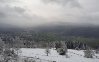 La neige a fait son apparition sur les Vosges. Elle devrait tomber jusqu'en plaine cette semaine.